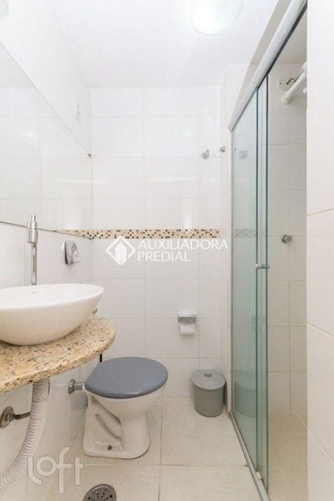 Image 13 - 249713